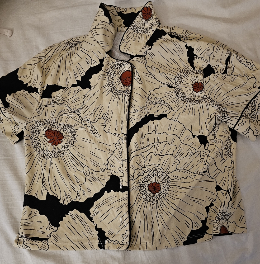 Noli Yoga Pajama Set, Size Medium